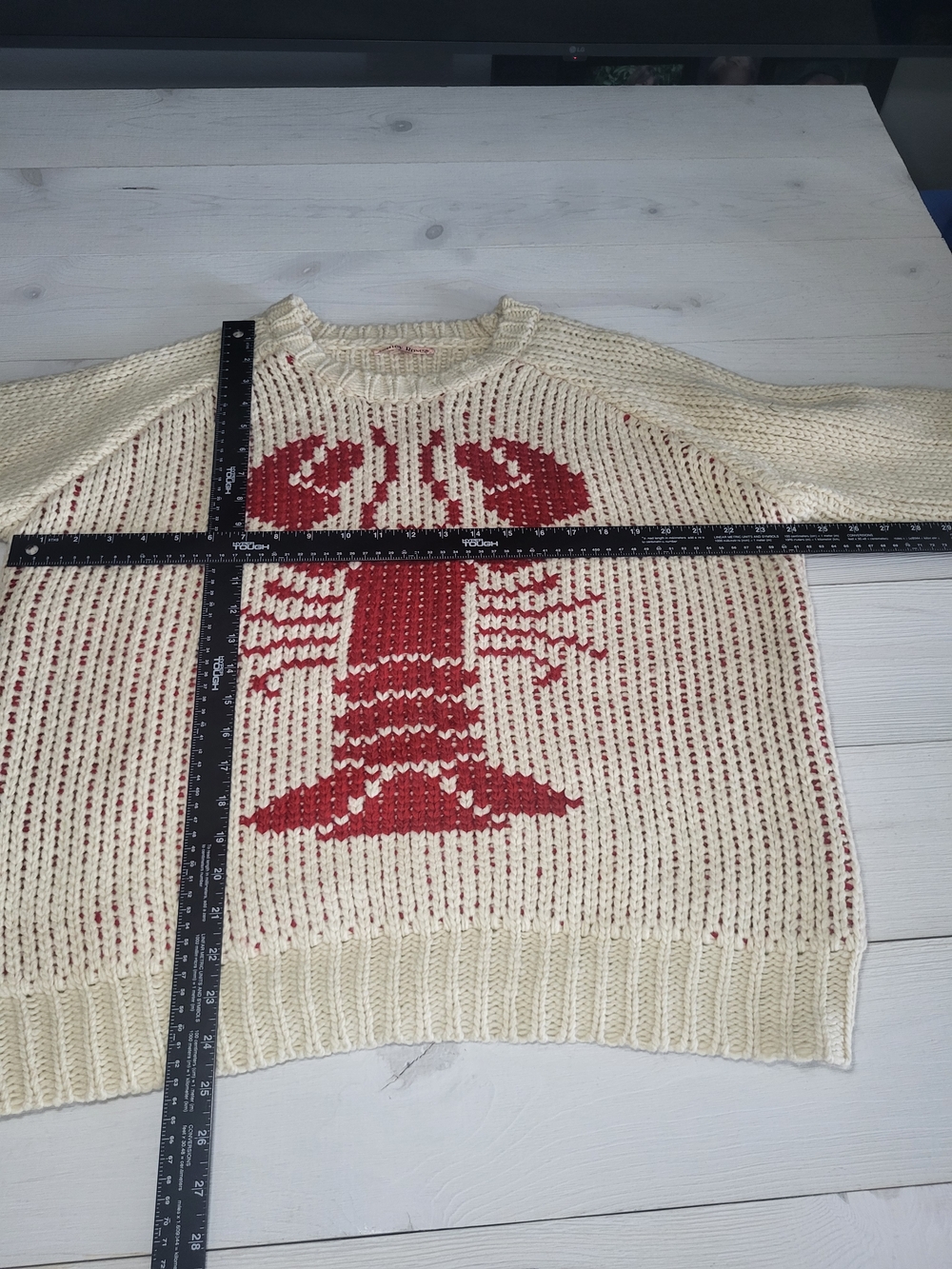 Bailey Rose Lobster Sweater Chunky Knit Nautical Cozy Old Money. - Picture 6 of 6